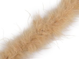 Boa - pštrosí peří 22 g délka 1,8 m