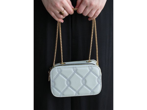 Dámská kabelka prošívaná crossbody 18x11 cm