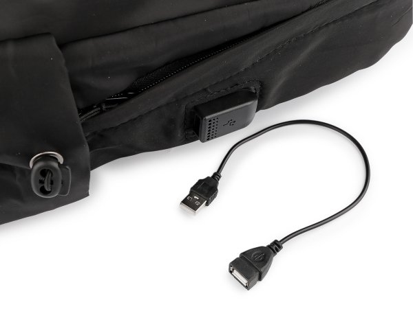 Cestovní batoh s USB portem 32x45 cm