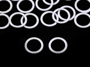 Posunovač a kroužek na prádlo kovový lakovaný šíře 10 mm