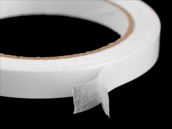 Oboustranná lepicí páska na textil StyleLock šíře 12 mm