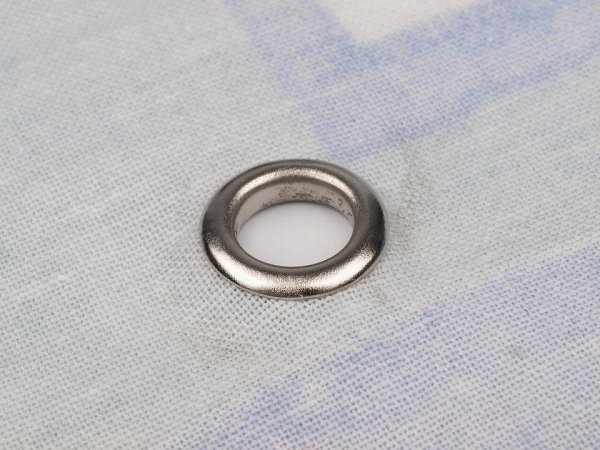 Piston k nýtování kovových i mosazných průchodek vnitřní Ø8 mm
