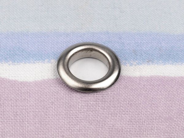 Piston k nýtování kovových, nerezových i mosazných průchodek vnitřní Ø6 mm