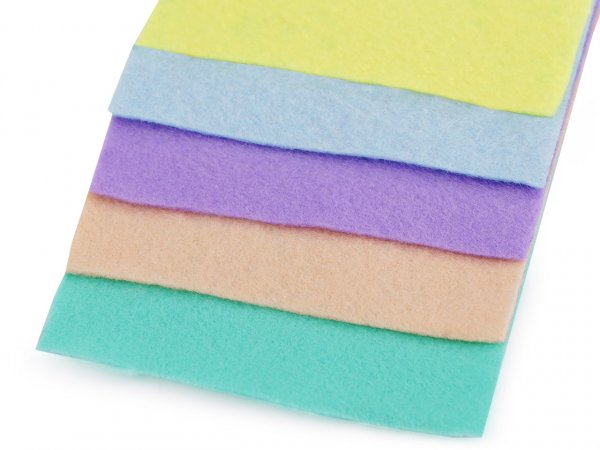 Barevná sada dekorativních filců / plstí soft 10x45 cm