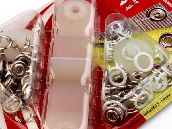 Knoflíky stiskací Roland Baby Ø10 mm na slabé látky, barevný lak