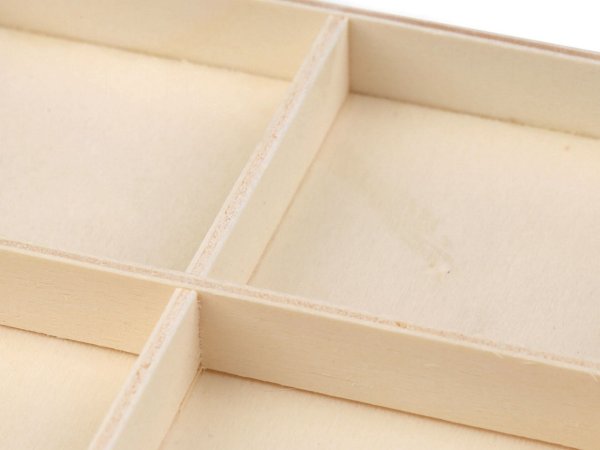 Dřevěný box / organizér