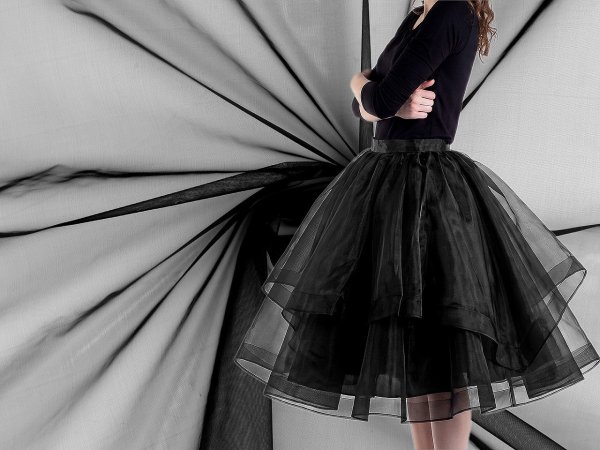 Organza tuhá