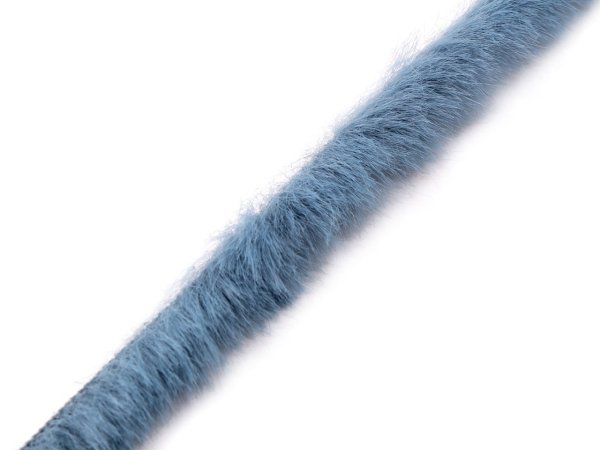 Oděvní / dekorační kožešinový proužek plochý, řezaný šíře 1,5 cm