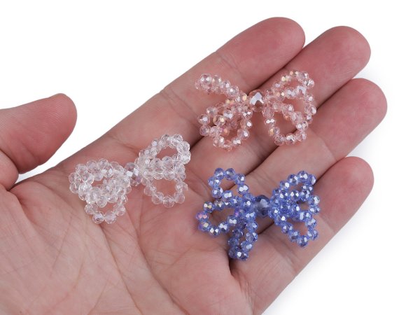 Mašlička z broušených skleněných korálků Hand made