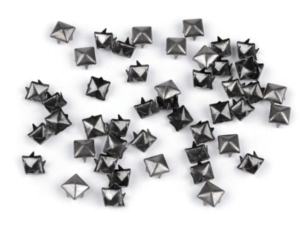 Cvočky na oblečení z nerezové oceli 7x7 mm pyramida