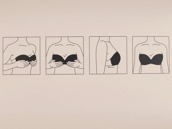 Nalepovací push-up neviditelná podprsenka